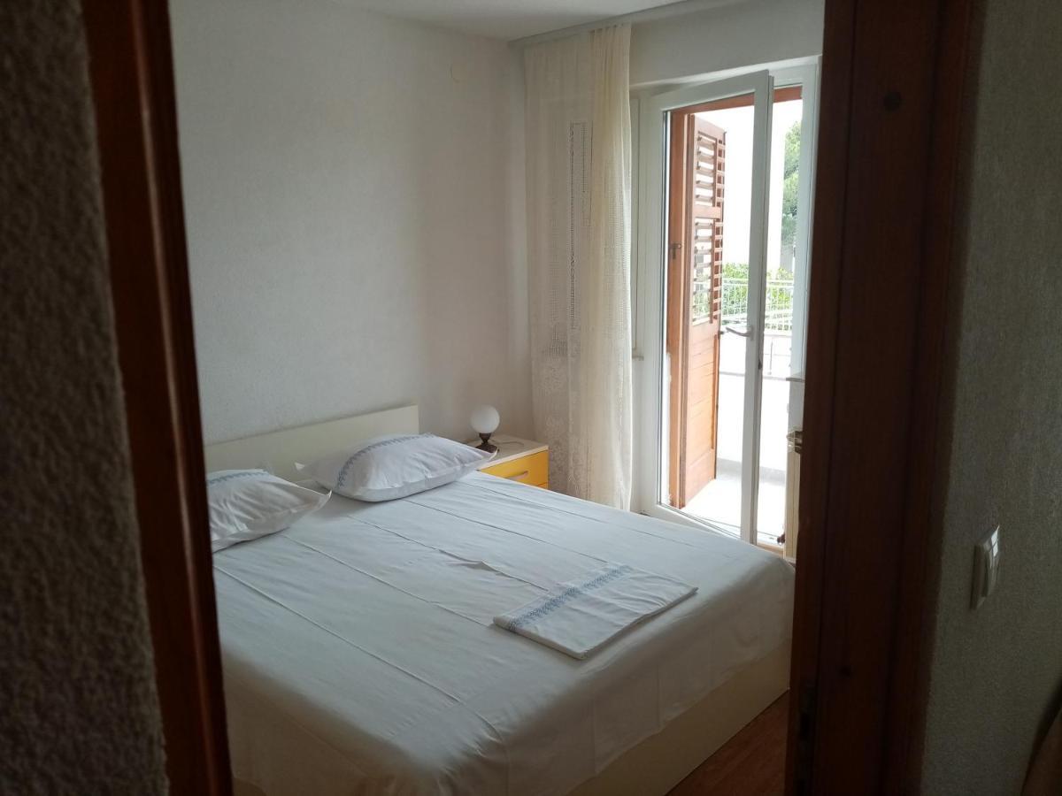 Apartments Iva Baška Voda Zewnętrze zdjęcie