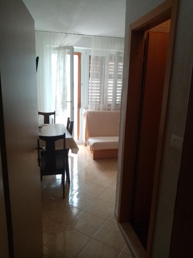 Apartments Iva Baška Voda Zewnętrze zdjęcie